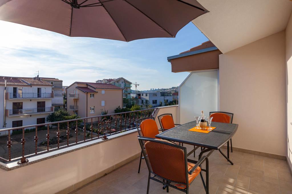 Apartmani Sanja Suta Podstrana Exterior photo