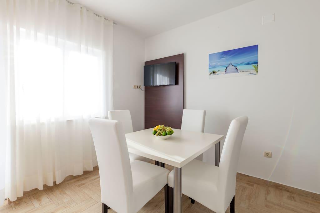 Apartmani Sanja Suta Podstrana Exterior photo