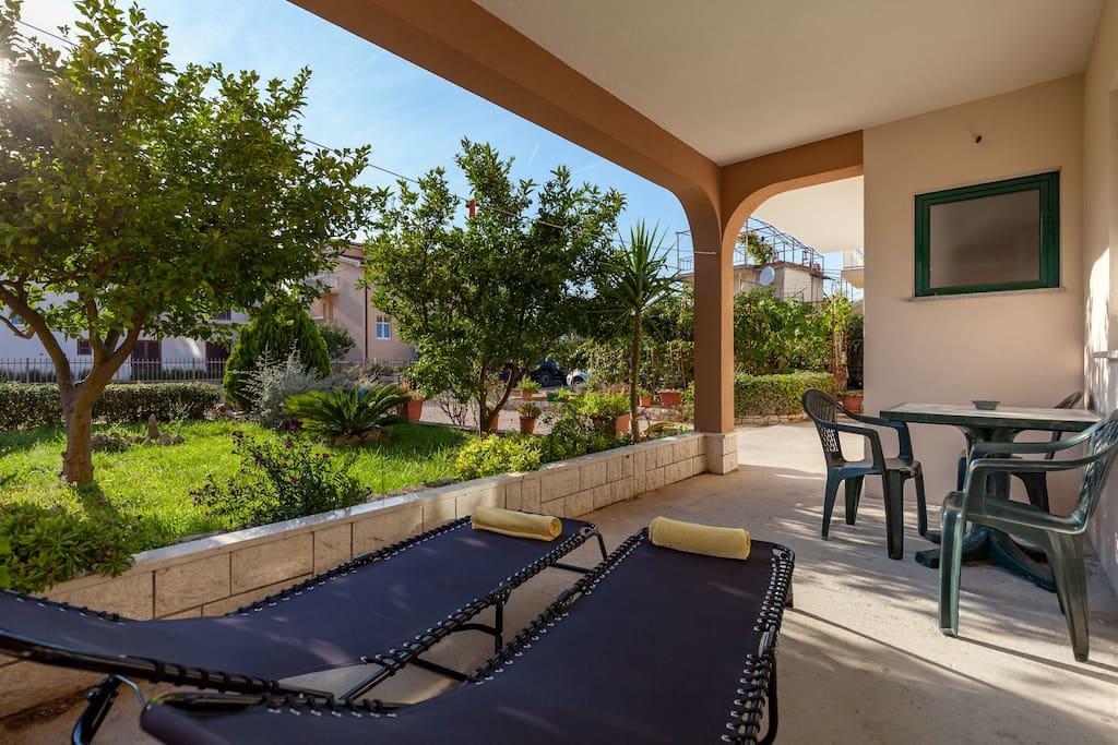 Apartmani Sanja Suta Podstrana Exterior photo